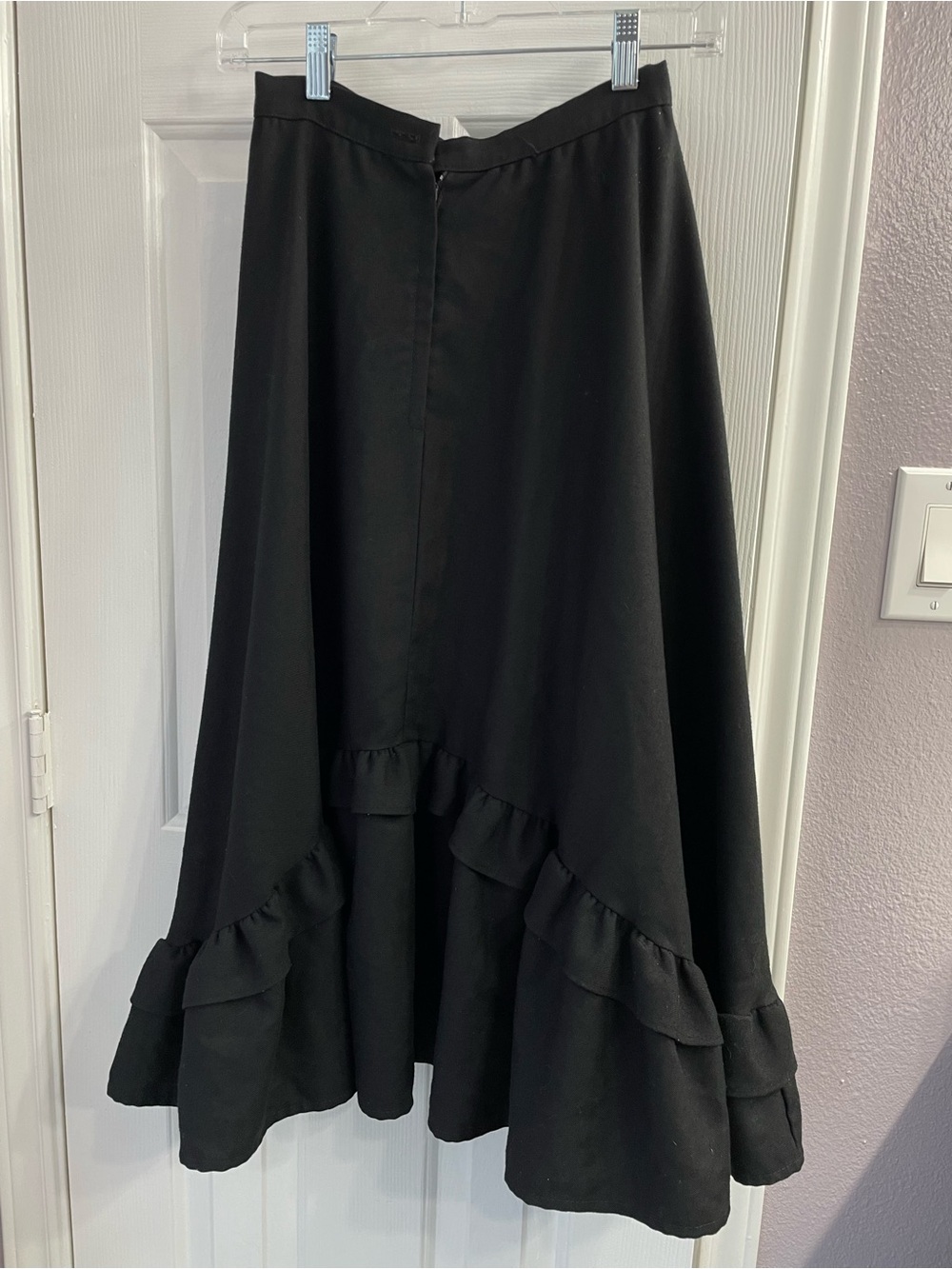 Vintage 1970s Stanart Black Maxi Skirt Ruffled Flared Union USA Made, Size Small - Picture 2 of 8